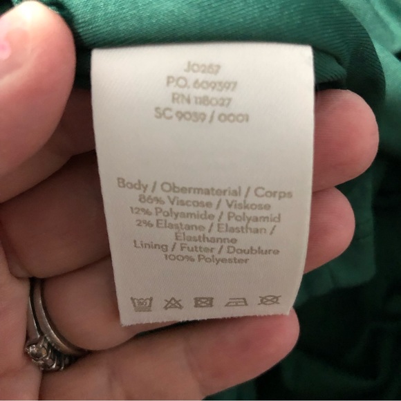 Boden Alexis Jersey dress with green enchanted vine and flowers fluted sleeve - Picture 15 of 15